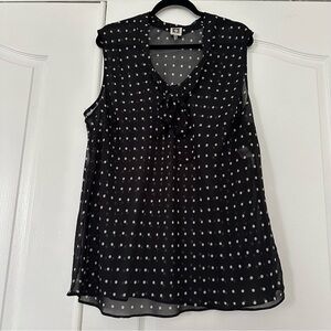 NWOT - Anne Klein sheer sleeveless blouse with bow detail